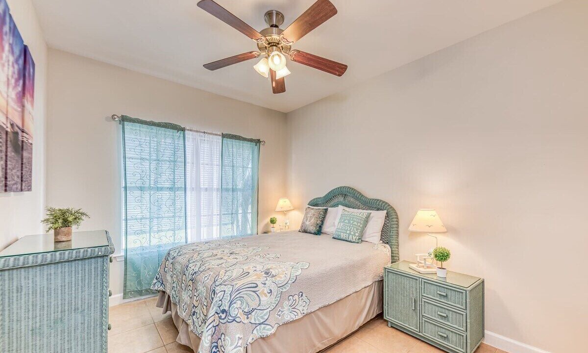 Photo of Bedroom in Orange Beach
