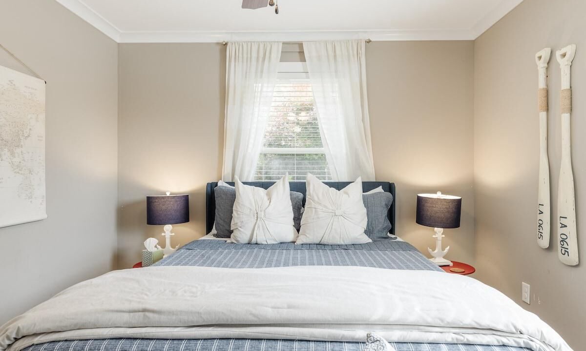 Photo of Bedroom in Lake Secession