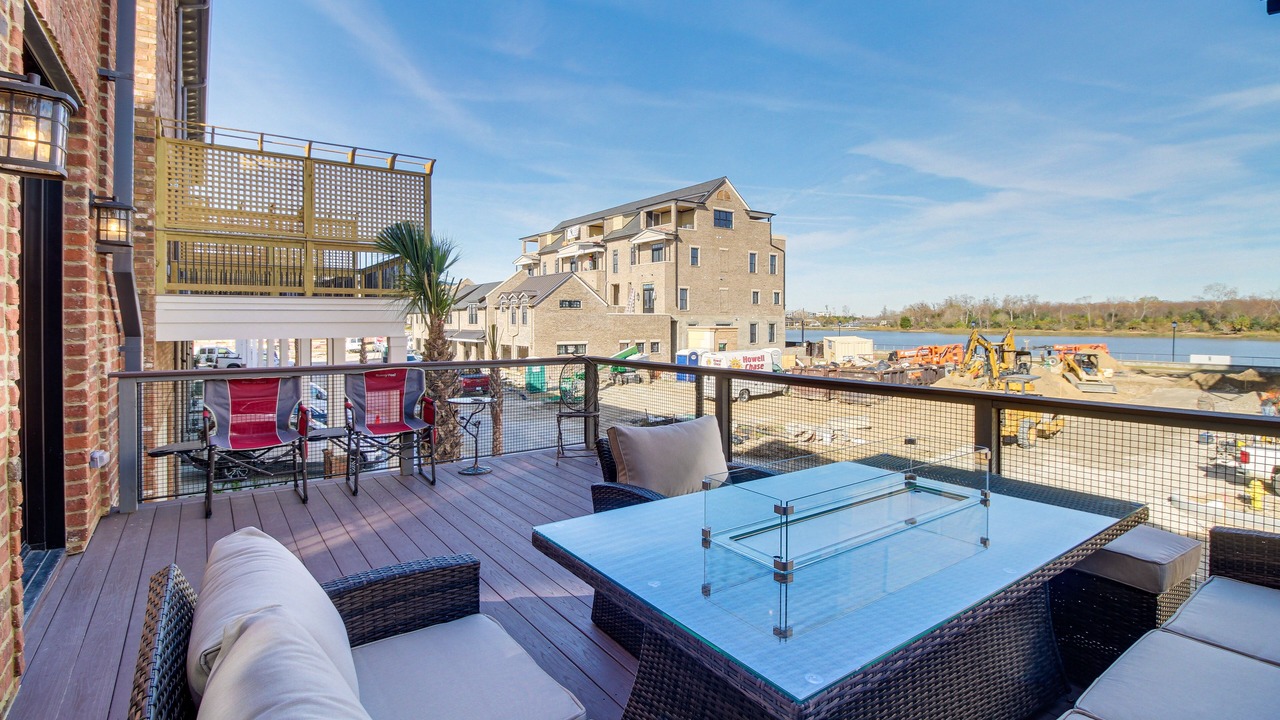 Photo of Patio Balcony in Hitch Village - Fred Wessels Homes