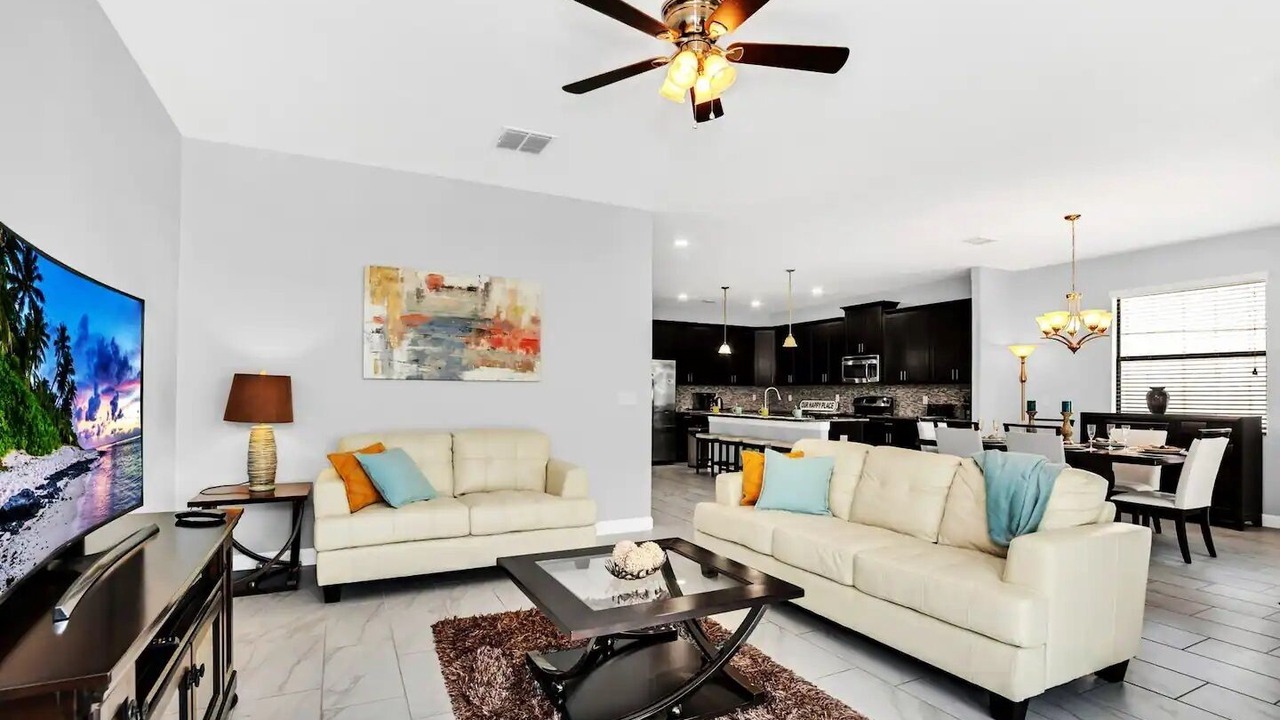 Photo of Livingroom in Loughman