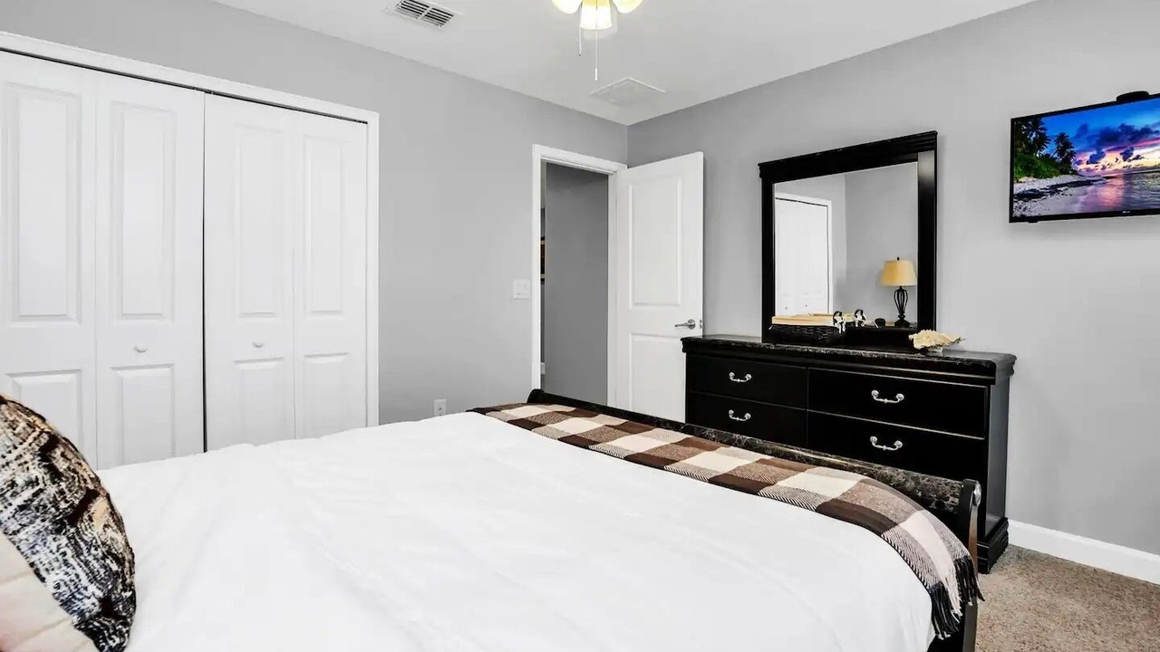 Photo of Bedroom in Loughman