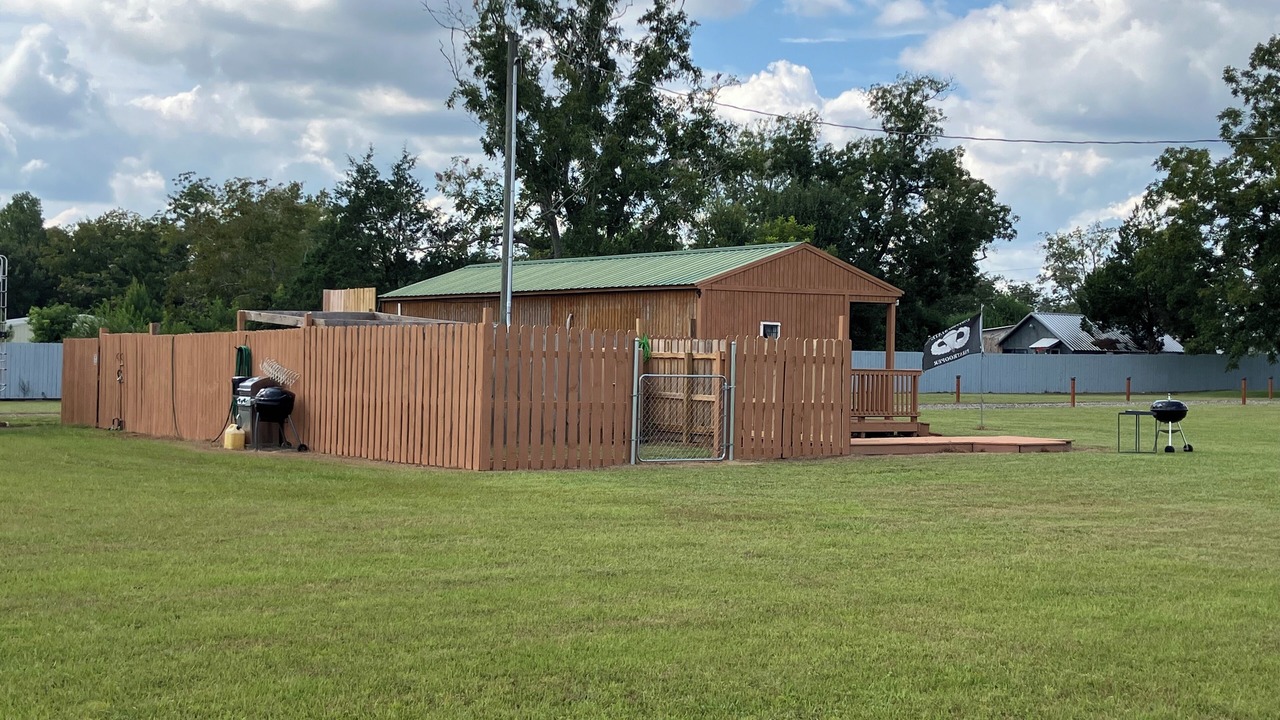 Photo of Outdoor in Elberta