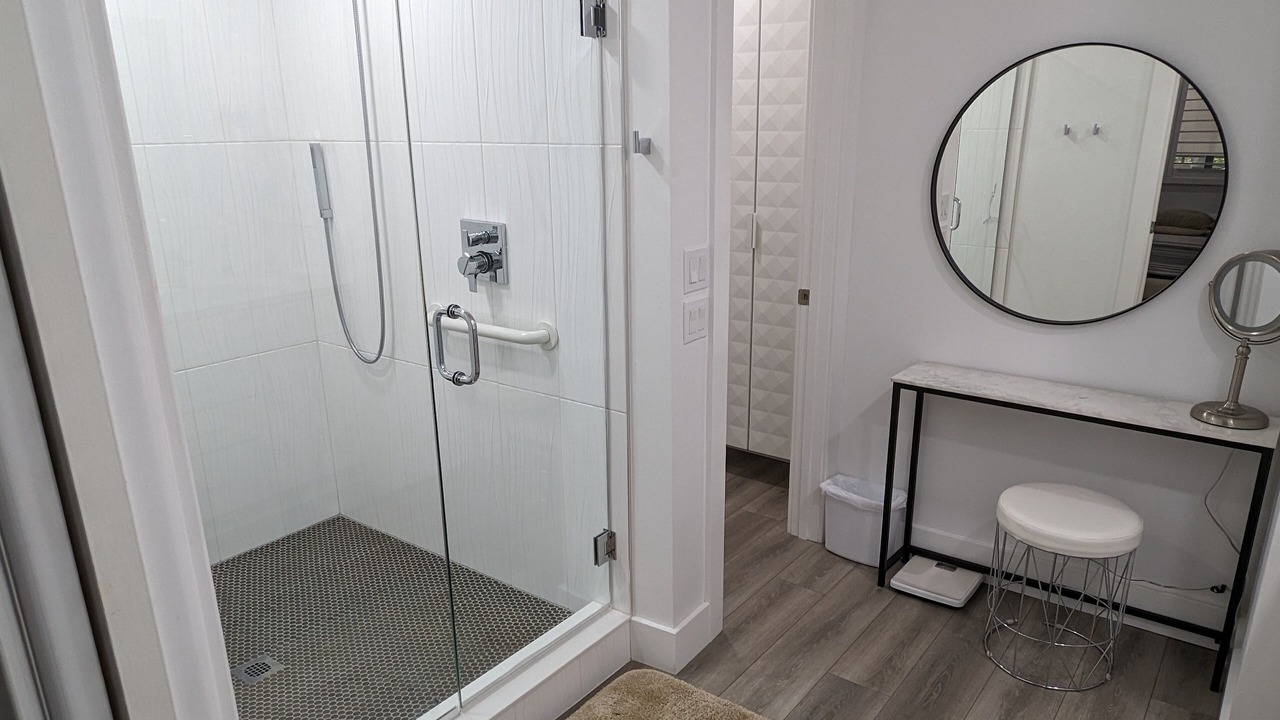 Photo of Bathroom in Sawgrass
