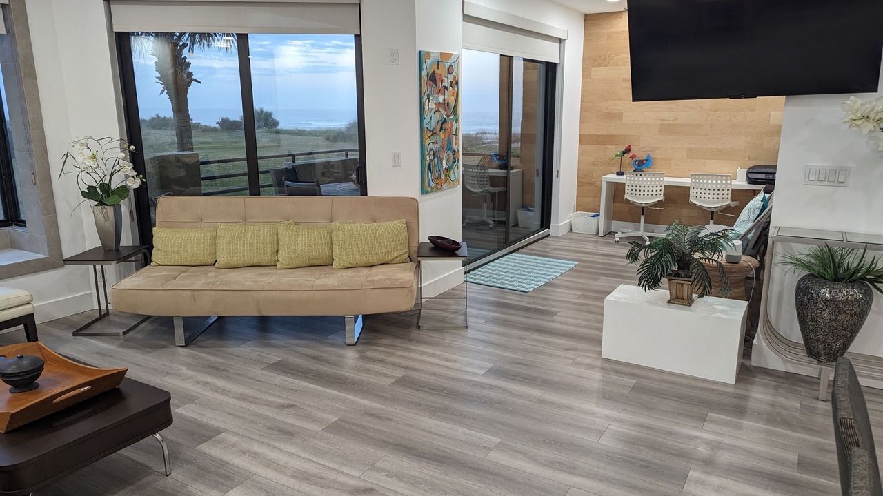 Photo of Livingroom in Sawgrass
