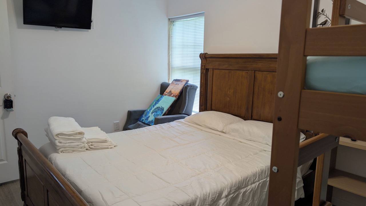 Photo of Bedroom in Tallahassee