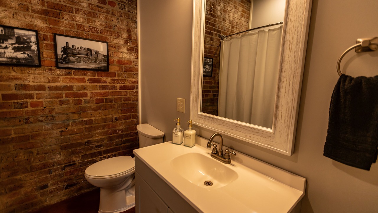 Photo of Bathroom in Laurel