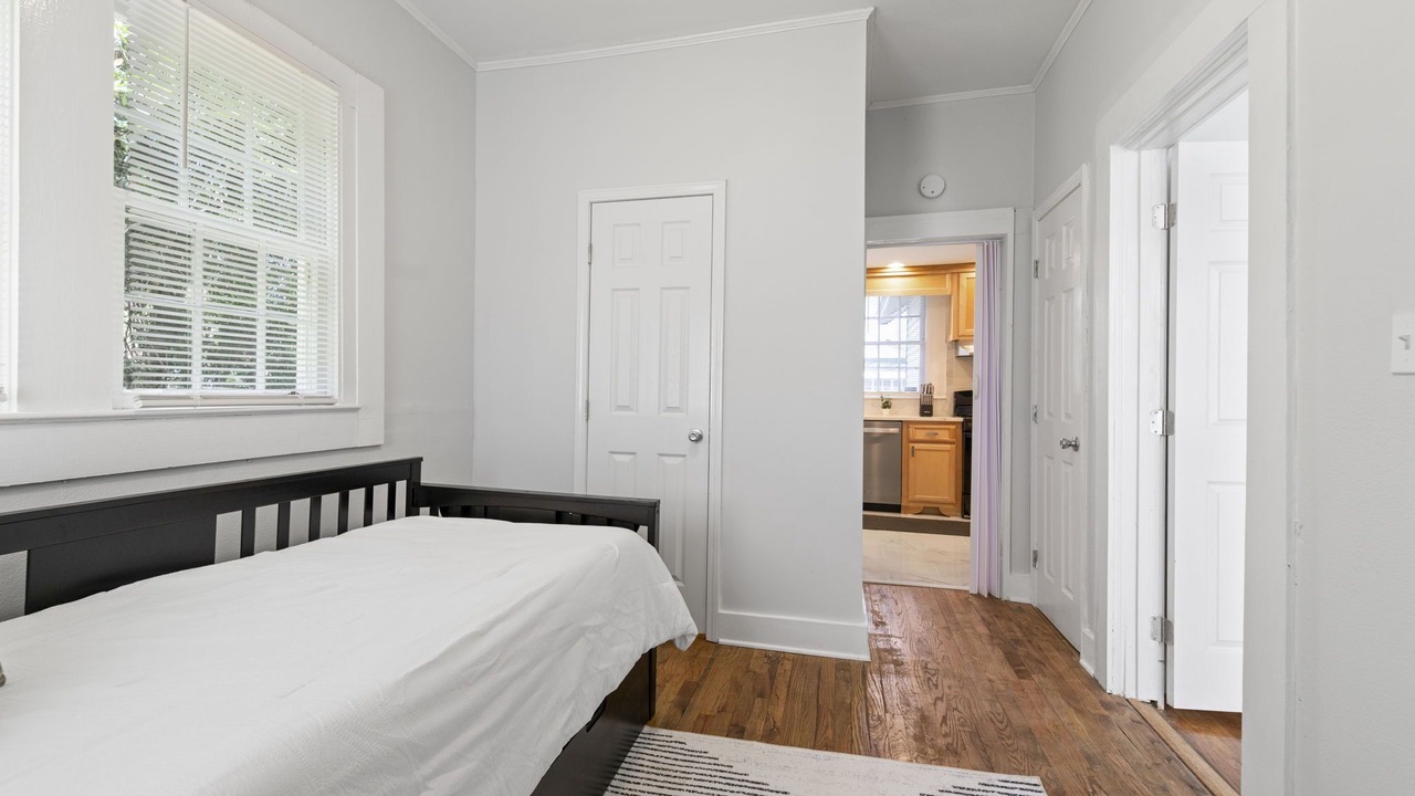 Photo of Bedroom in Montgomery