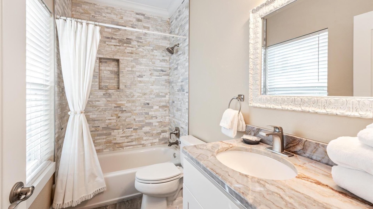 Photo of Bathroom in Siguenza Cove