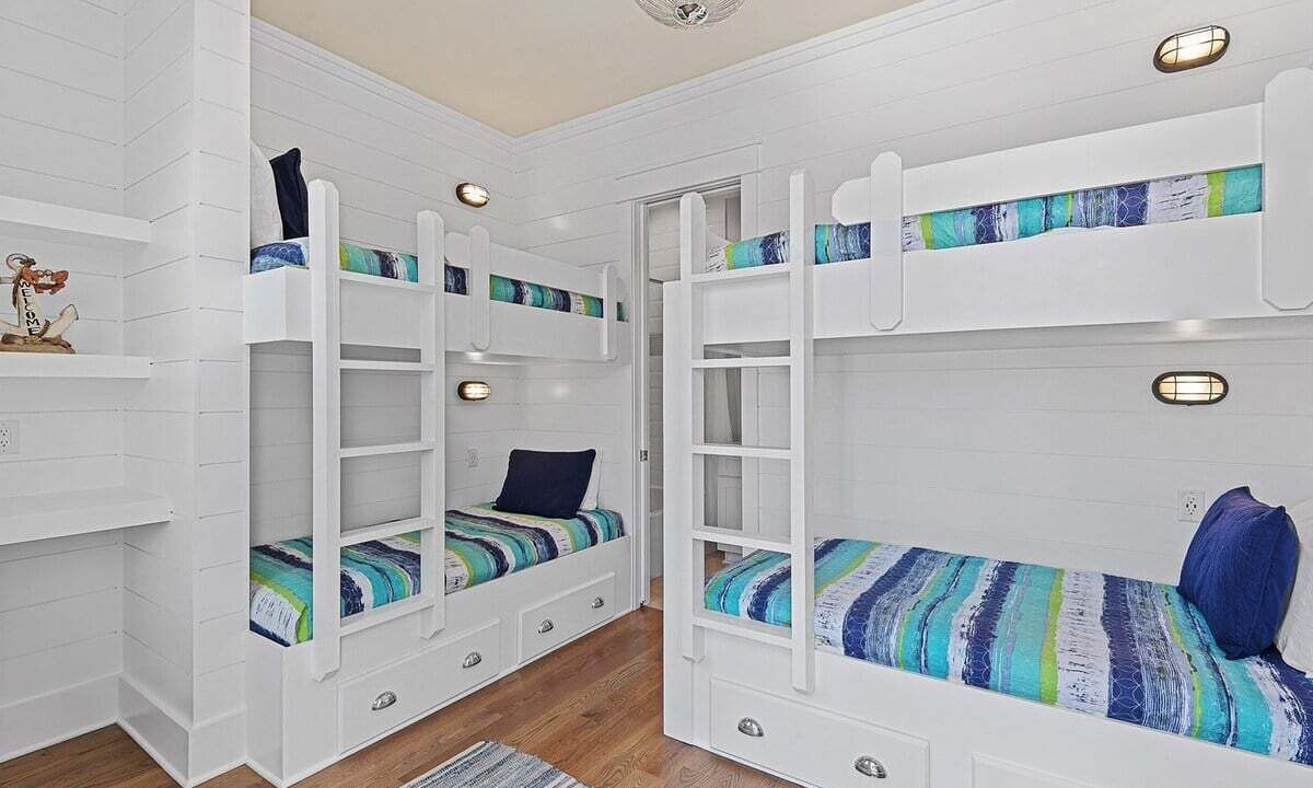 Photo of Bedroom in Inlet Beach