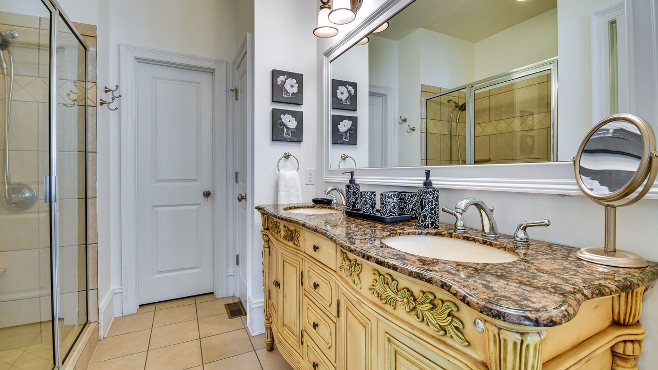 Photo of Bathroom in Jacksons' Gap