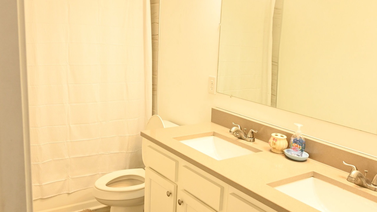 Photo of Bathroom in West End