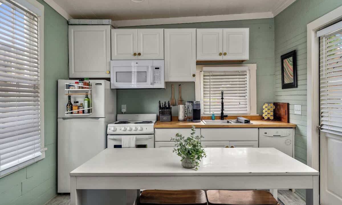 Photo of Kitchen in Historic Downtown Savannah