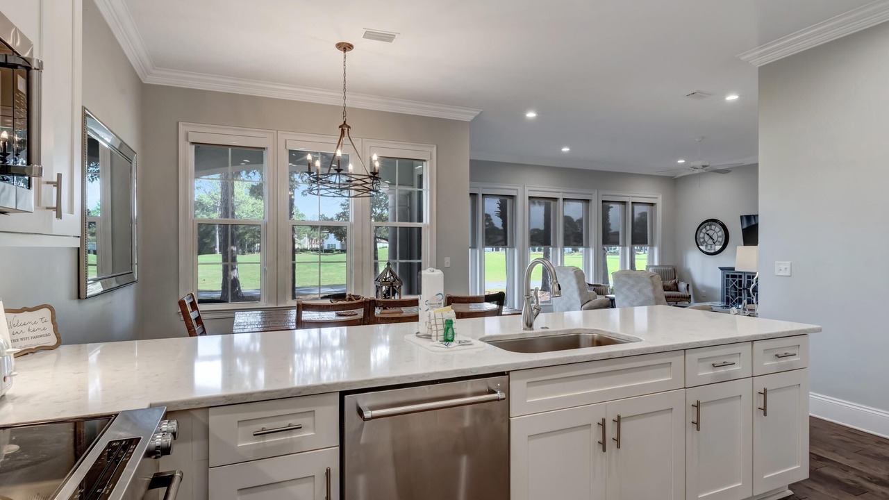 Photo of Kitchen in Villa Lago