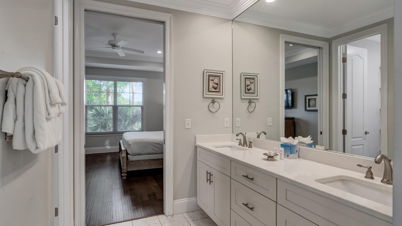 Photo of Bathroom in Villa Lago