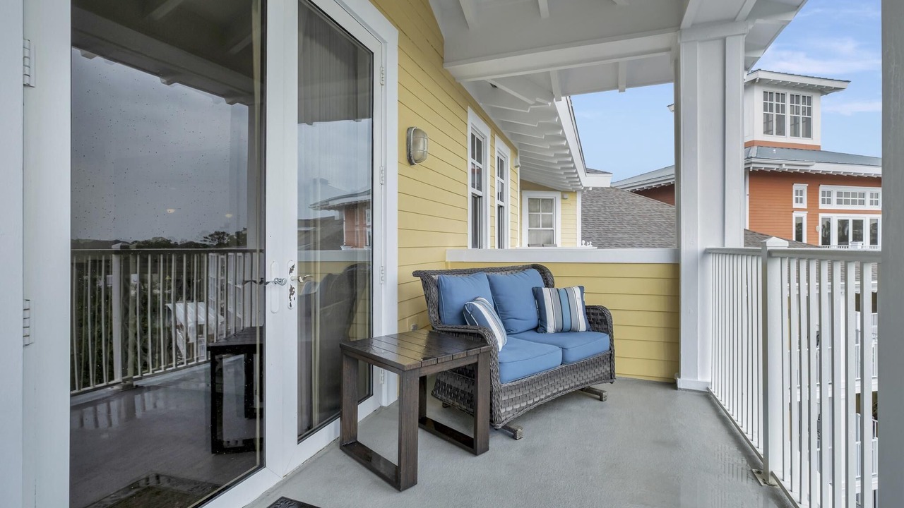 Photo of Patio Balcony in Baytowne Wharf