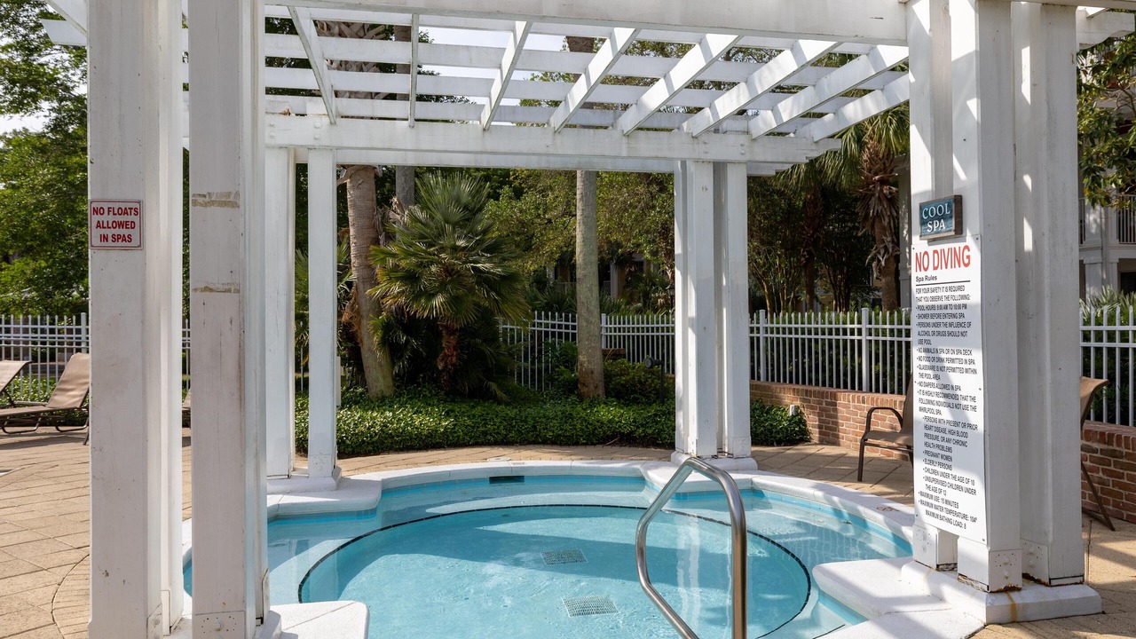 Photo of Outdoor in Baytowne Wharf