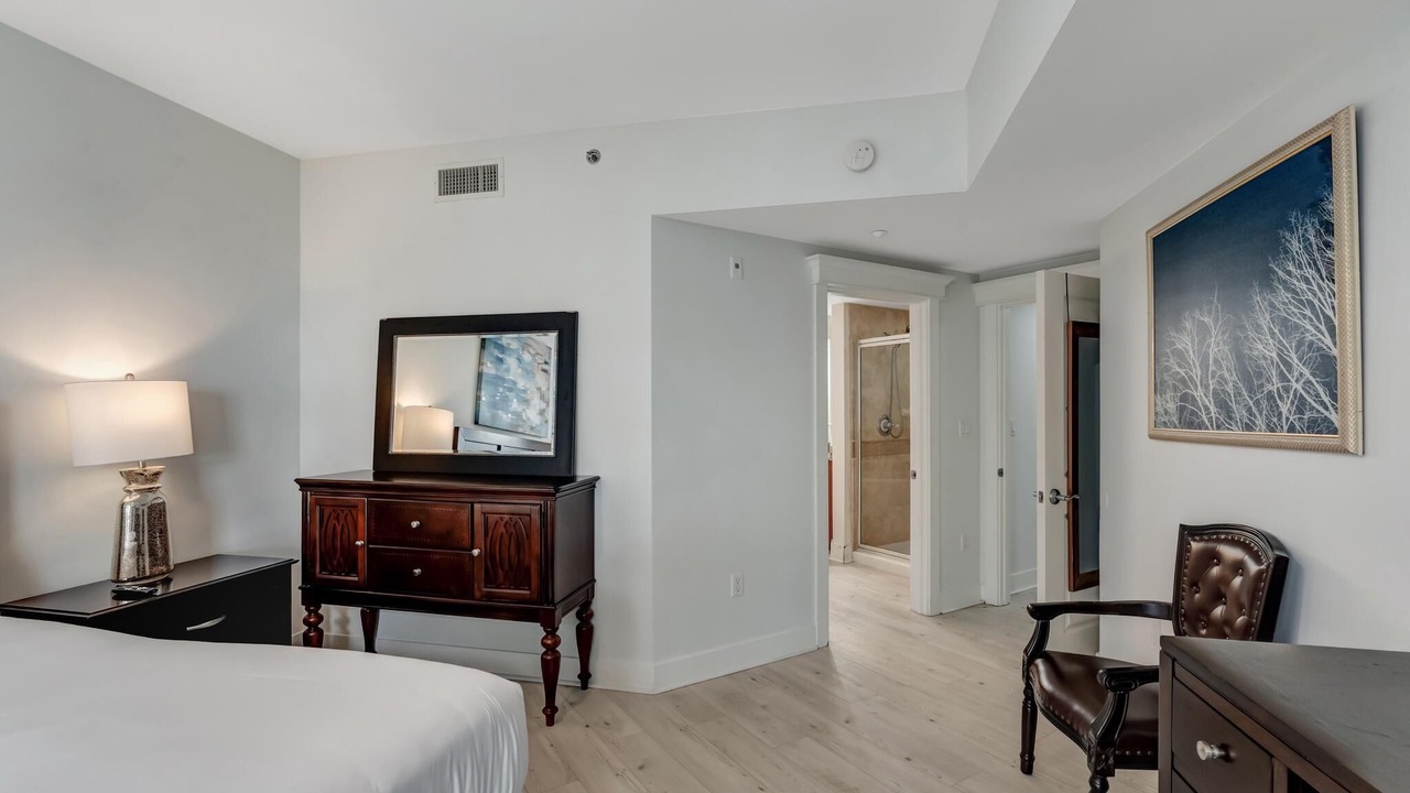 Photo of Bedroom in Baytowne Wharf