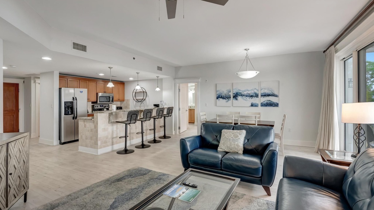 Photo of Livingroom in Baytowne Wharf