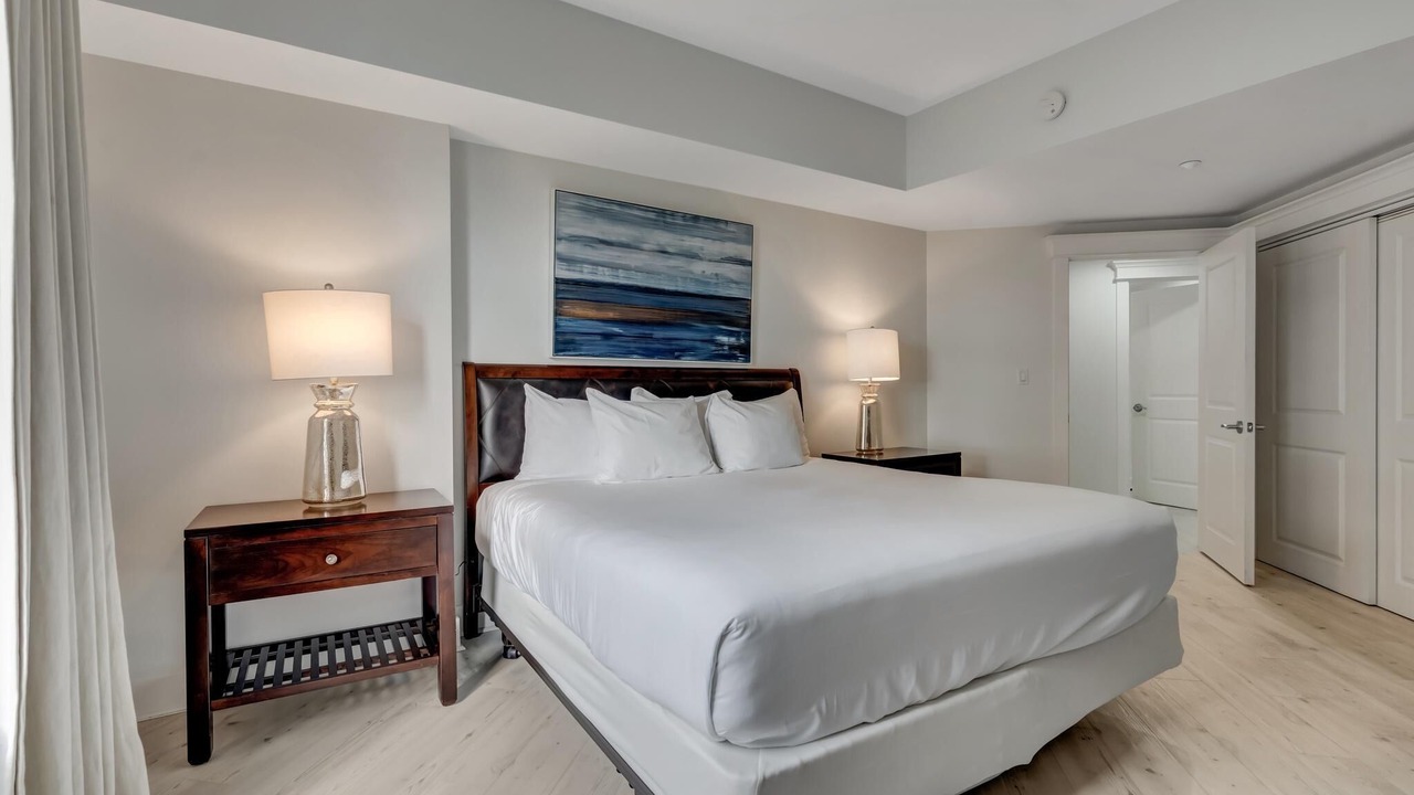 Photo of Bedroom in Baytowne Wharf