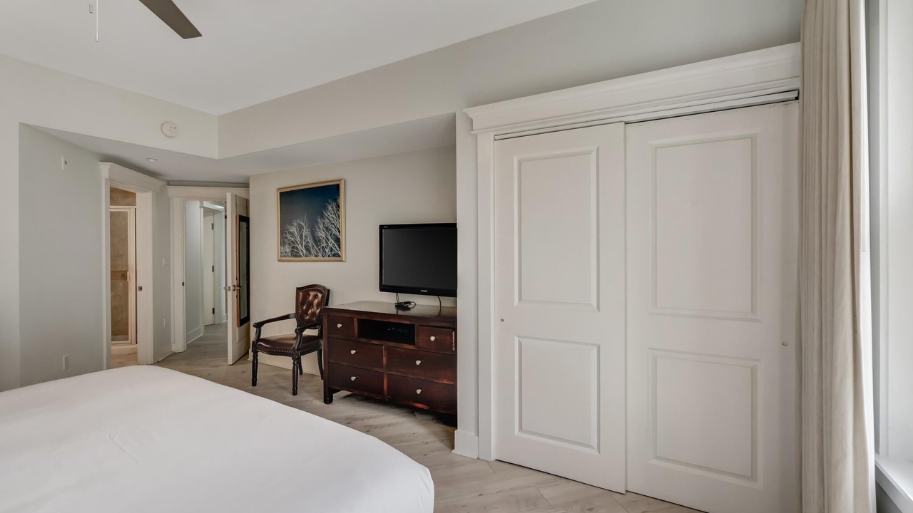 Photo of Bedroom in Baytowne Wharf