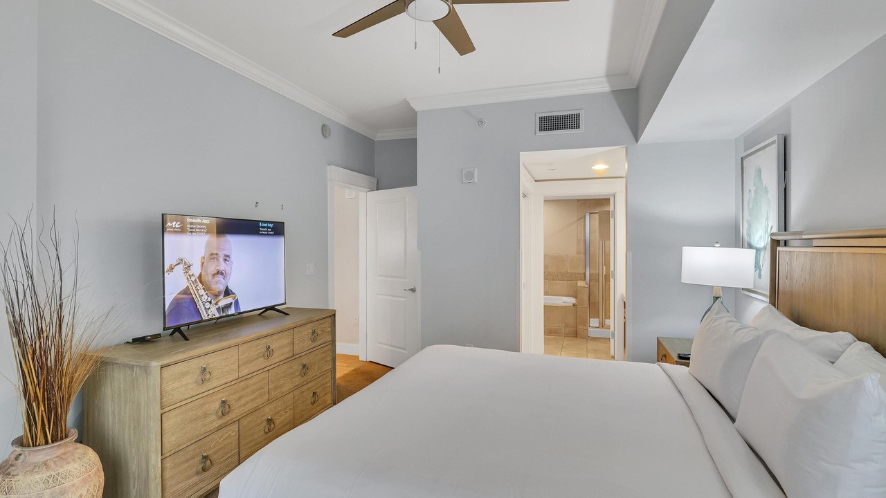Photo of Bedroom in Baytowne Wharf