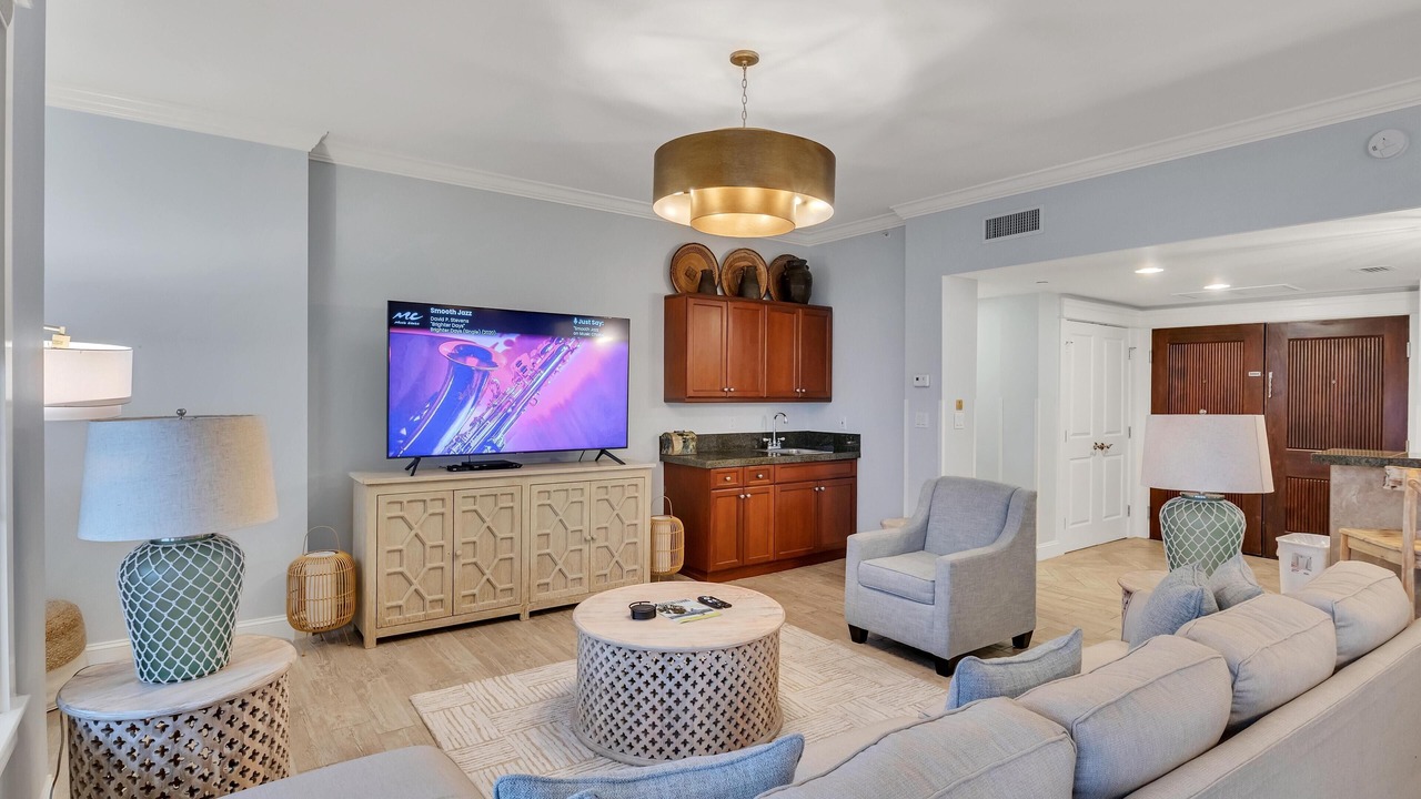 Photo of Livingroom in Baytowne Wharf