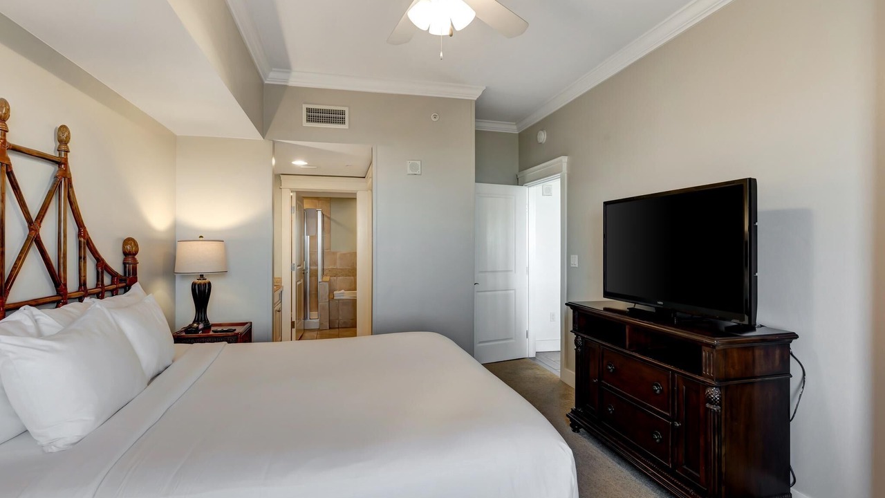 Photo of Bedroom in Baytowne Wharf