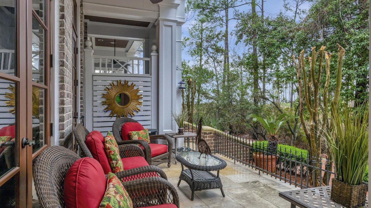 Photo of Patio Balcony in Baytowne Wharf