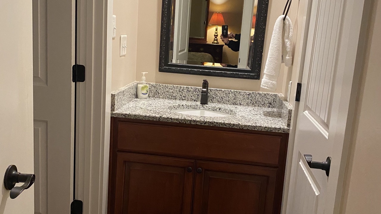 Photo of Bathroom in Grady