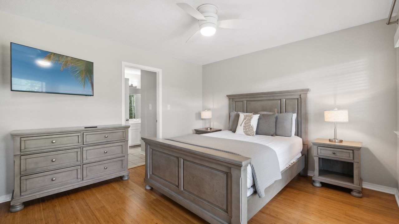 Photo of Bedroom in Miramar Beach