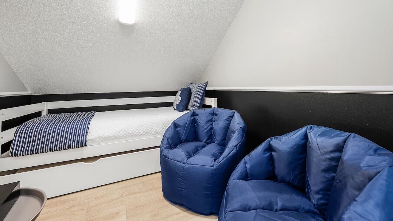 Photo of Bedroom in Miramar Beach