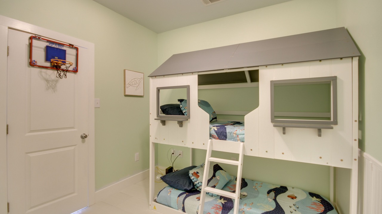 Photo of Bedroom in Waveland