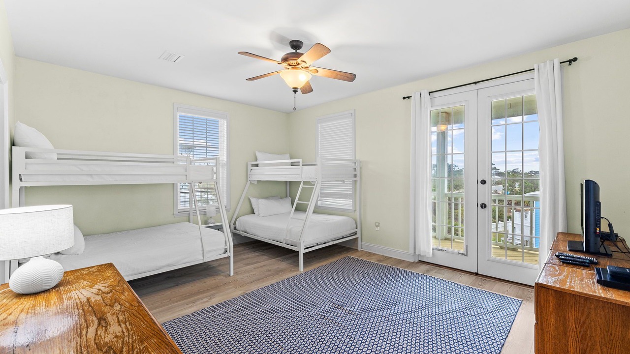 Photo of Bedroom in Seagrass