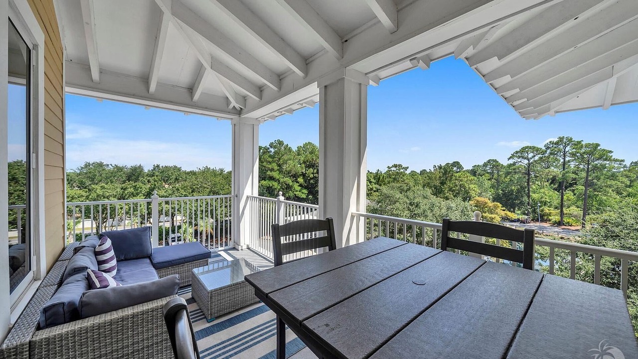 Photo of Outdoor in Baytowne Wharf
