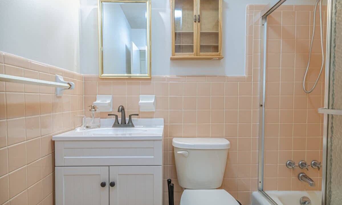 Photo of Bathroom in Fortson