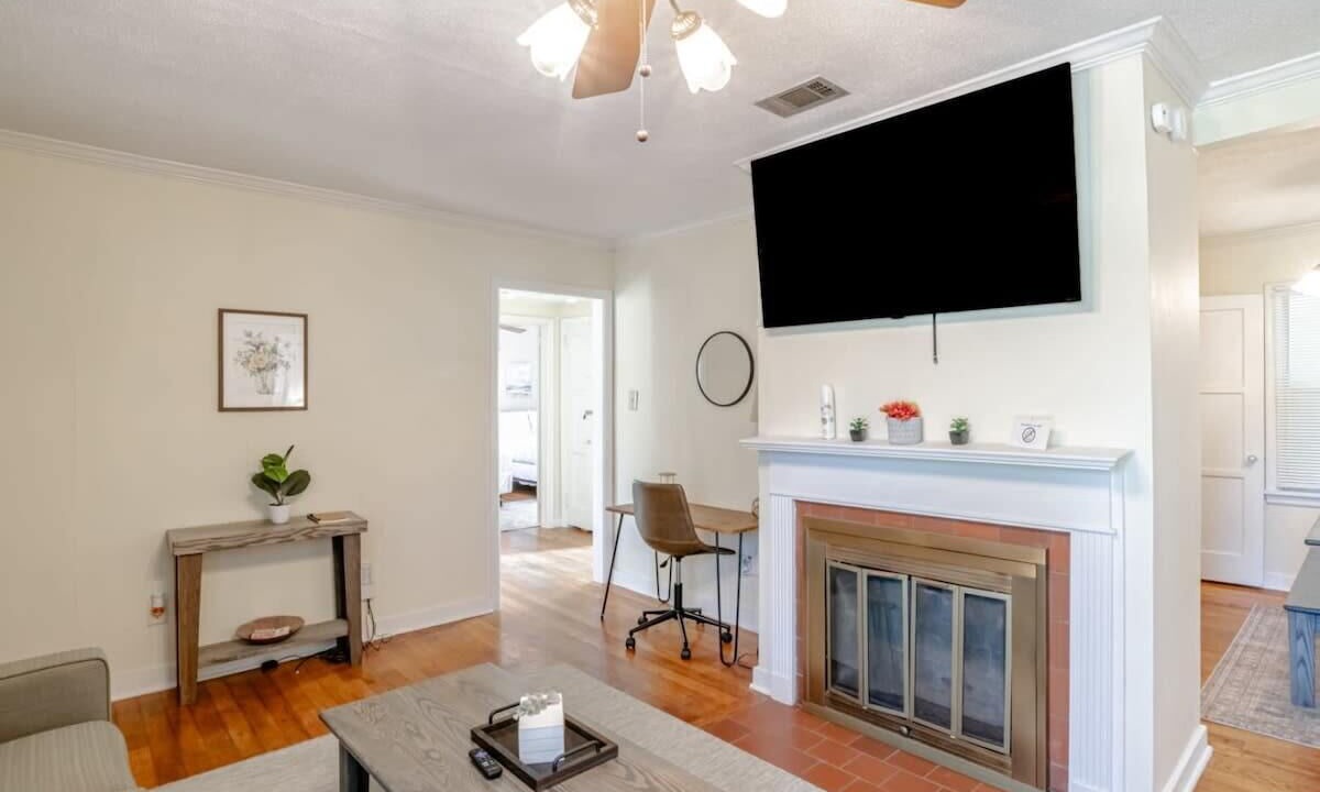 Photo of Livingroom in Mobile