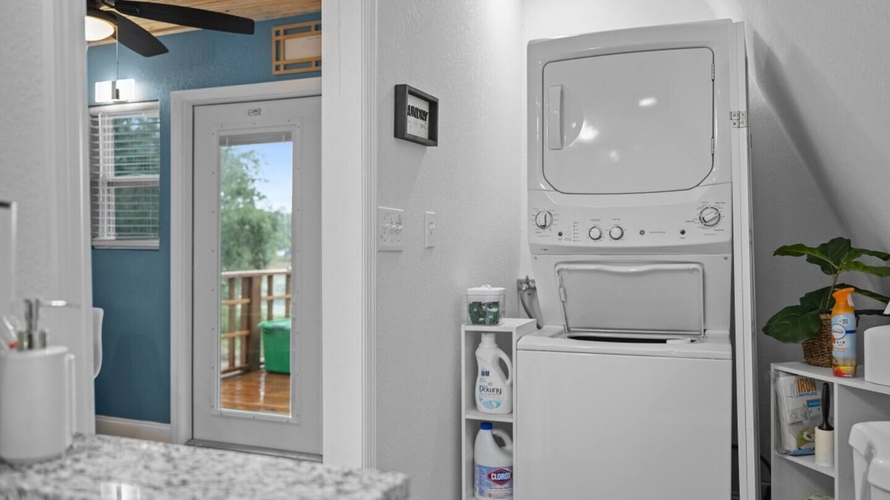 Photo of Bathroom in Putnam Hall