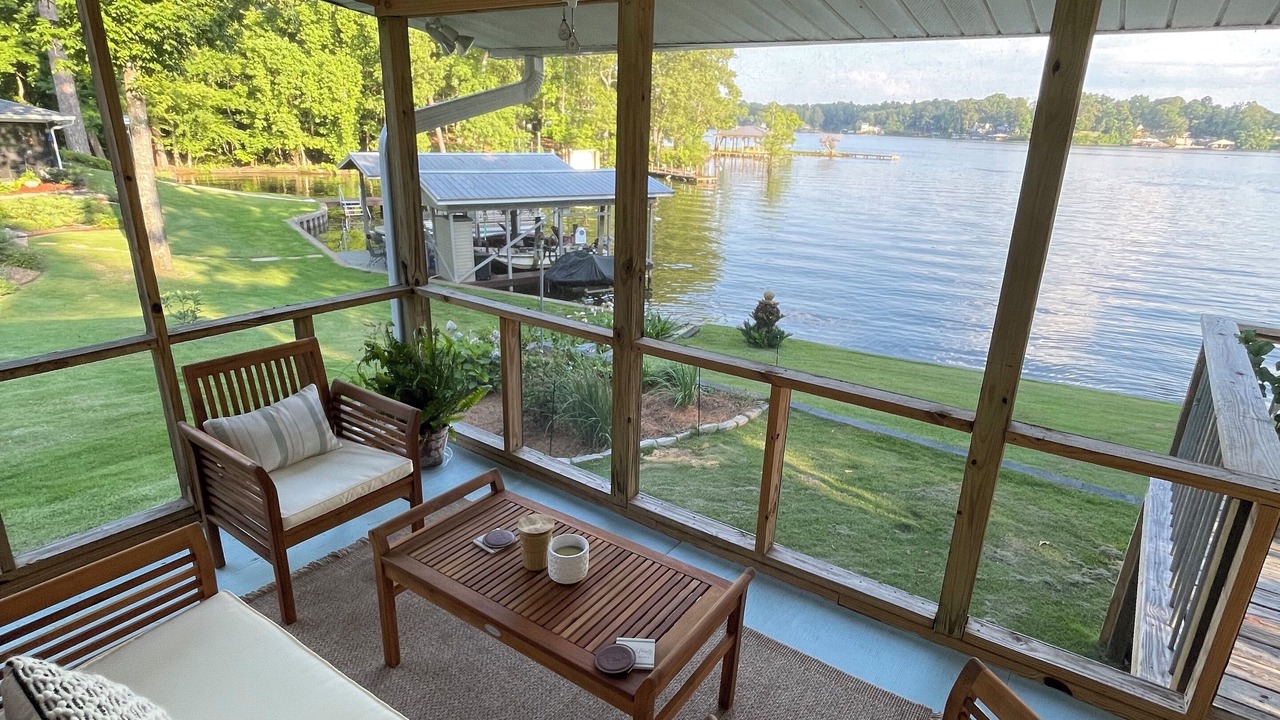 Photo of Patio Balcony in Pine Level