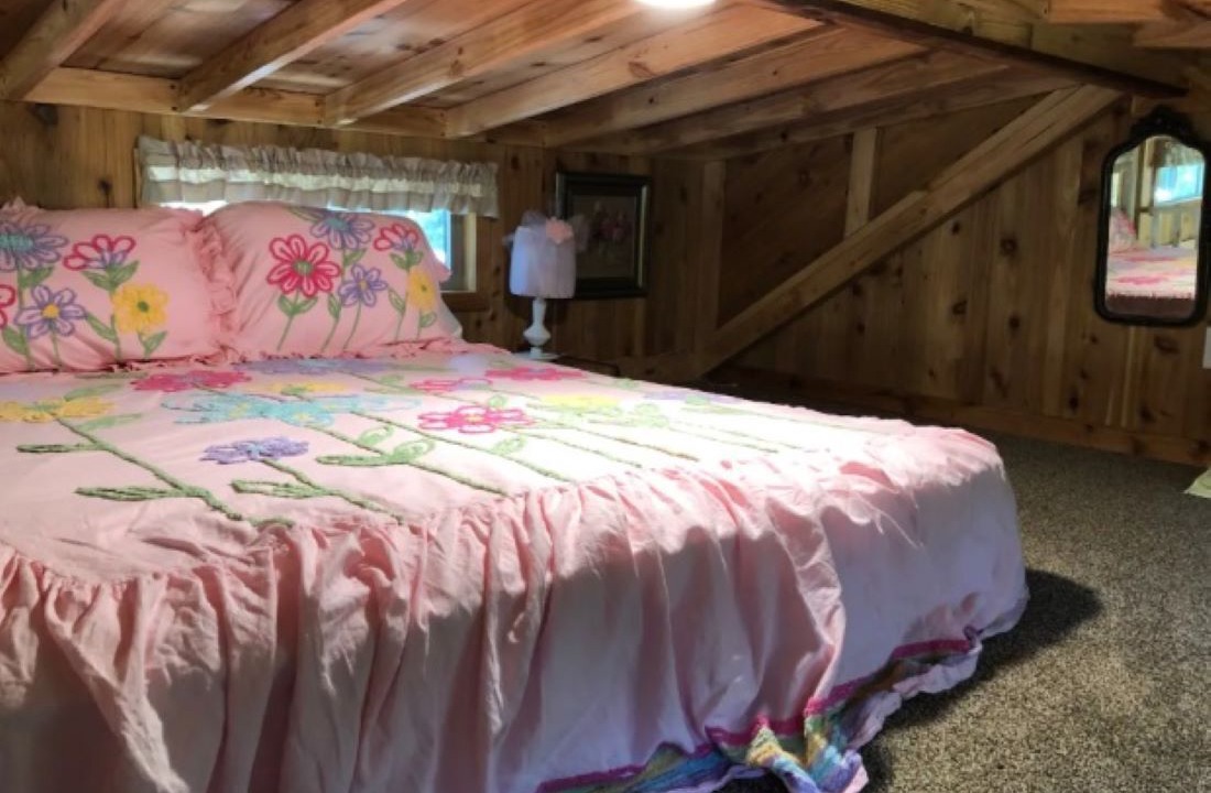 Photo of Bedroom in Mayo
