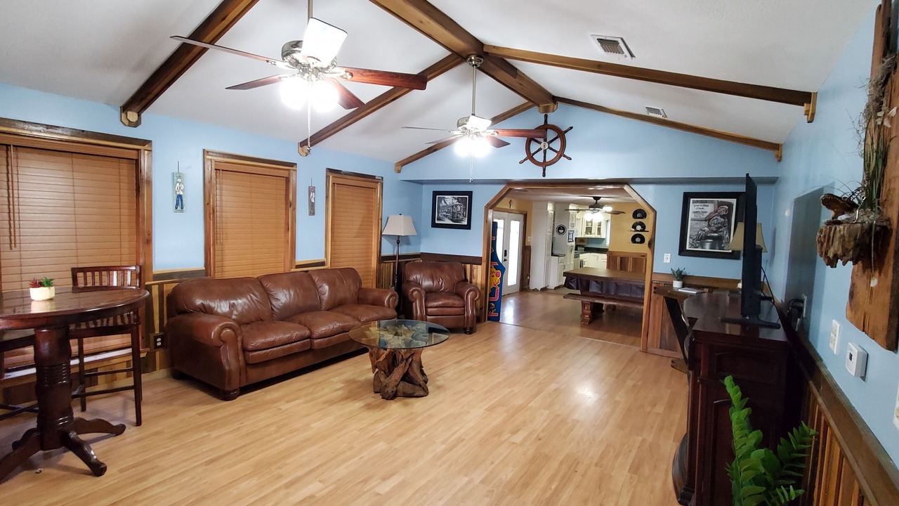 Photo of Bedroom in Lucedale
