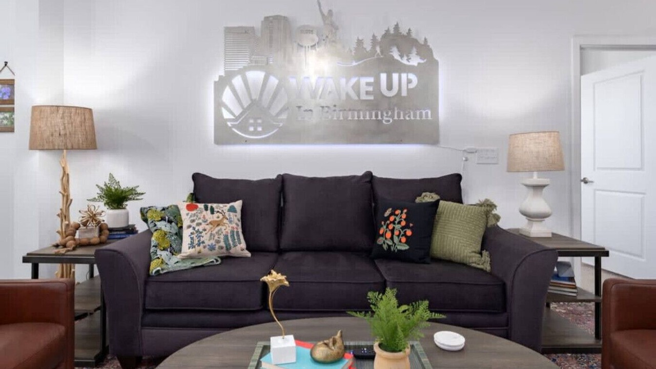 Photo of Livingroom in Pelham