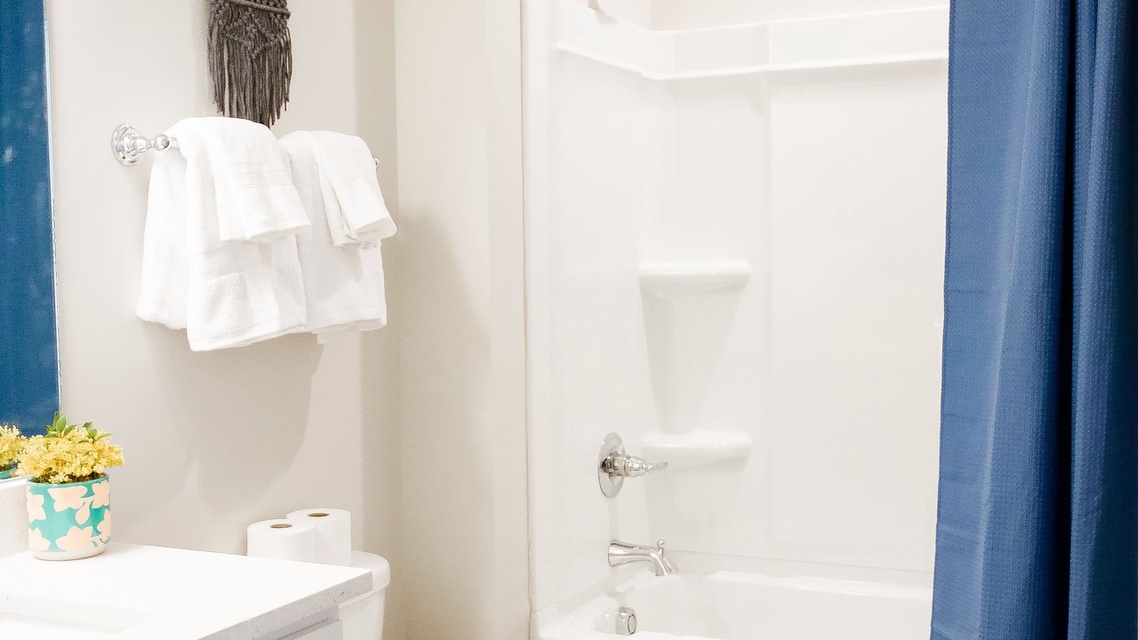 Photo of Bathroom in Foley