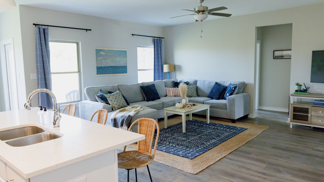 Photo of Livingroom in Foley