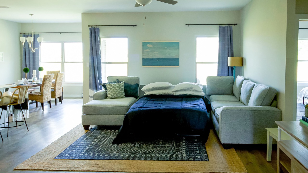 Photo of Livingroom in Foley