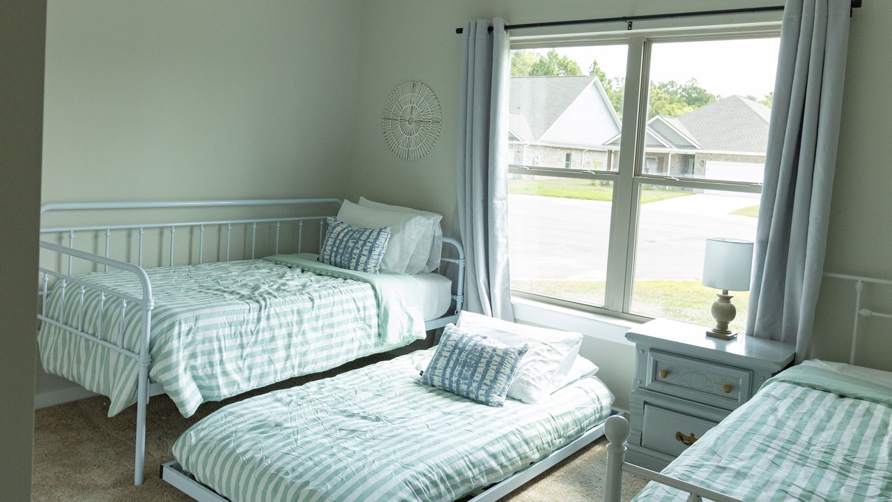 Photo of Bedroom in Foley