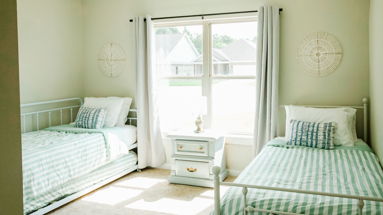 Photo of Bedroom in Foley