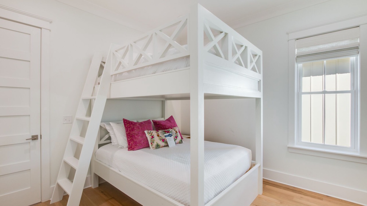 Photo of Bedroom in Orange Beach