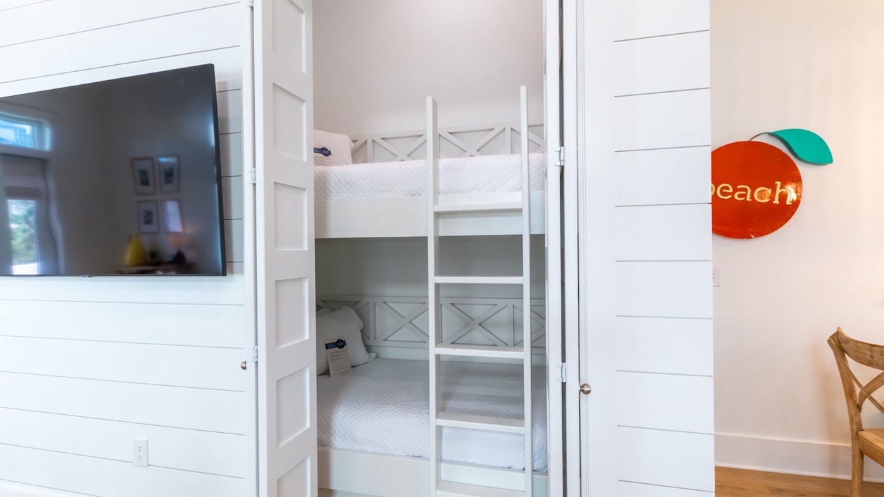 Photo of Bedroom in Orange Beach