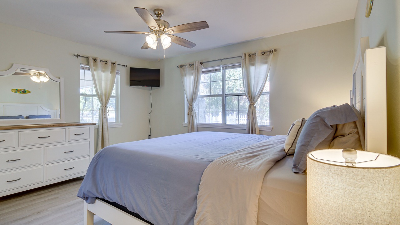 Photo of Bedroom in Gulfport