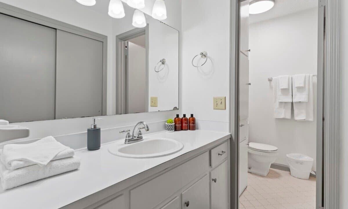 Photo of Bathroom in Gunter Afs